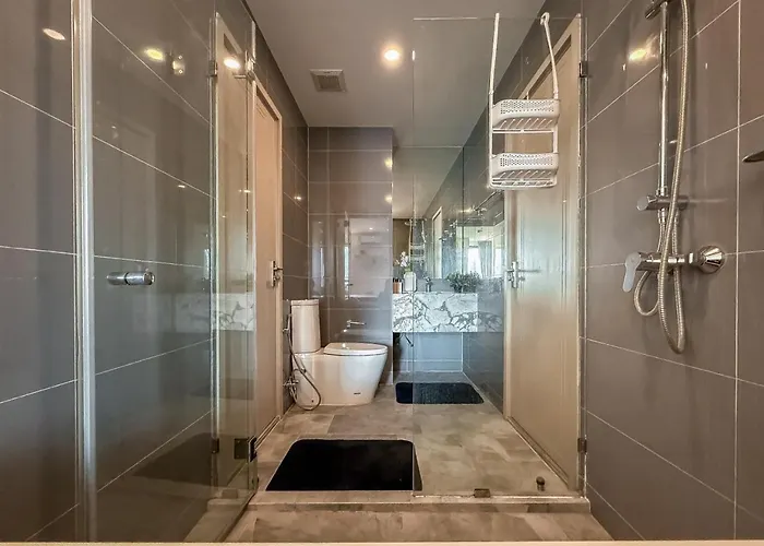Апартаменты Upscale Skyview 1br - Ultra Fast Wifi - Chitlom *