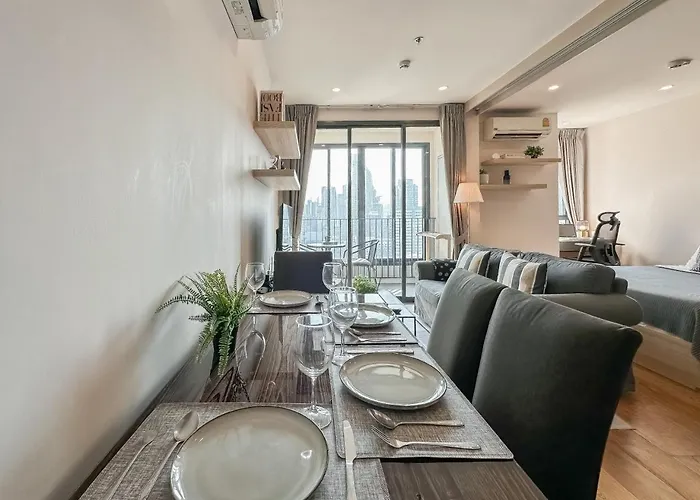 Апартаменты Upscale Skyview 1br - Ultra Fast Wifi - Chitlom Бангкок