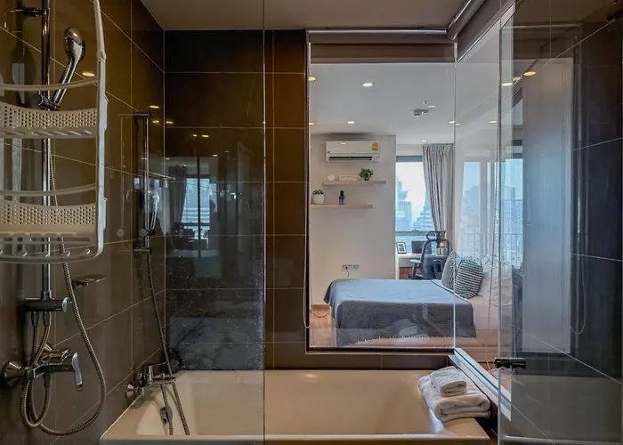 Upscale Skyview 1br - Ultra Fast Wifi - Chitlom * Бангкок